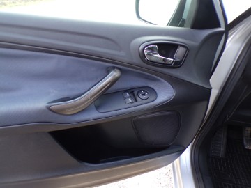 FORD S-MAX 2.0 BENZ ZAREJESTROWANY ZAMIANA