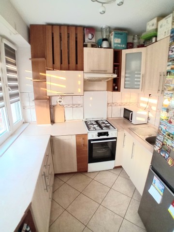 3 pok, 11 Listopada 30, 2 piętro 54m