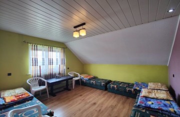 Sprzedam duży dom z pokojami noclegowymi - Licheń Stary