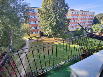 2 pokoje z balkonem, rozkładowe, 2 piętro, Osiedle Legion&oacute;w