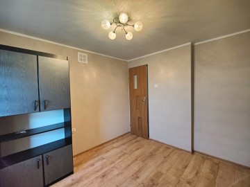 Na sprzedaż dom po remoncie-2 niezależne wejścia-biuro-garaż