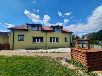 Na sprzedaż dom ze stawem, działka 5814m2 -Konin, Osada