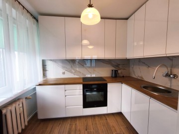 Umeblowane i wyposażone mieszkanie-2 pokoje-3 piętro-os. IV