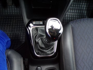 OPEL CORSA F 1.2 BENZ ZAMIANA SK&Oacute;RA ALU KAMERA