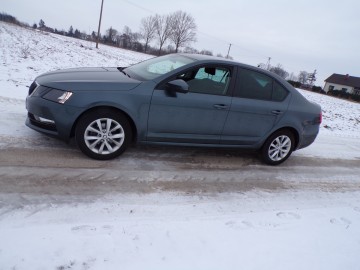 SKODA OCTAWIA 1.6 TDI 115 KM ZAREJESTROWANA ZAMIANA