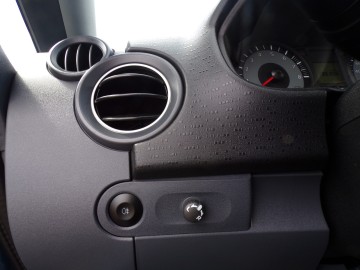 MITSUBISHI COLT 1.2 BENZ ZAMIANA RATY