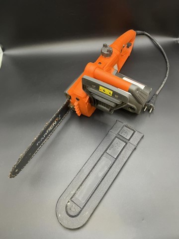 Pilarka elektryczna 1400 W SF7J153