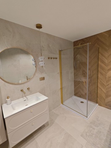 Wykończenia wnętrz, remonty, łazienki.