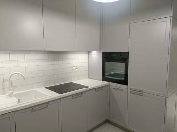 Do wynajęcia - centrum obok dworca i Dekady