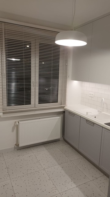 Do wynajęcia - centrum obok dworca i Dekady