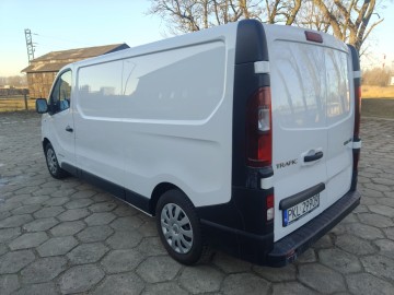 Renault Trtafic long po serwisie , jeden właściciel