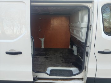 Renault Trtafic long po serwisie , jeden właściciel