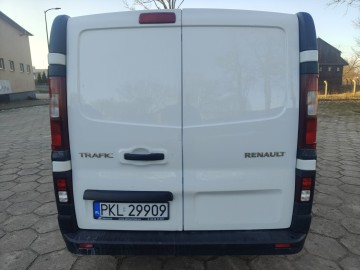 Renault Trtafic long po serwisie , jeden właściciel