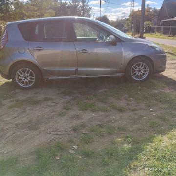 sprzedam renault scenic III