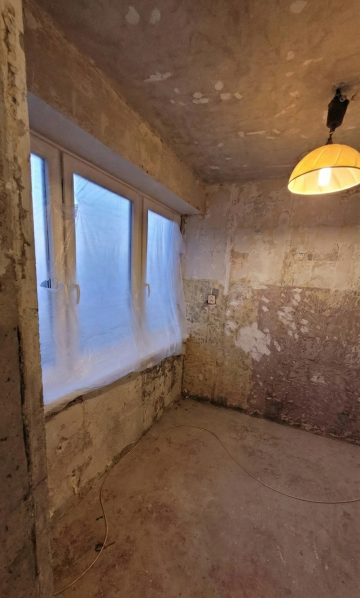 Od osoby prywatnej  2 Pokoje  Winda  Ścisłe Centrum