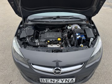 Opel Astra 1.4 BENZYNA Klimatronik Nawigacja Tempomat Ledy