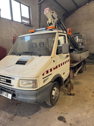 Podnośnik koszowy IVECO 30-10 Turbo Dail - BIZOCCHI1998