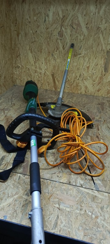 Podkaszarka - kosa elektryczna