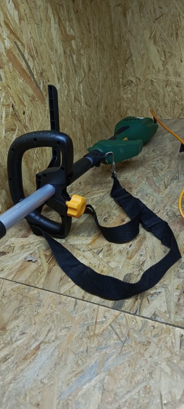 Podkaszarka - kosa elektryczna