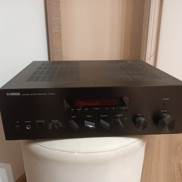 Amplituner wzmacniacz Yamaha