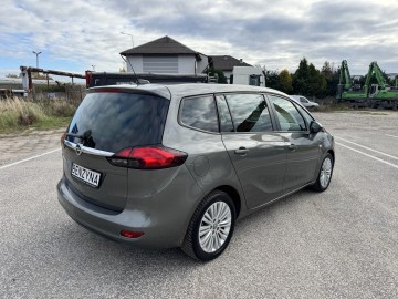 Opel Zafira 1.4 BENZYNA Klimatronik Nawigacja Kamera Ledy