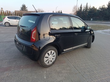 VW Up 2015 1.0 MPI. 75km.