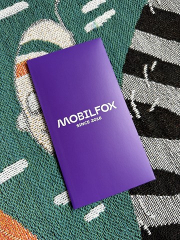 Sprzedam Iphone 14 plus 256gb + dodatki!!