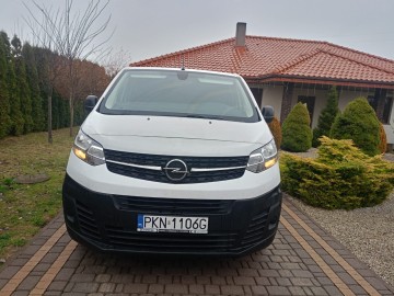 Opel Vivaro 9 osobowe