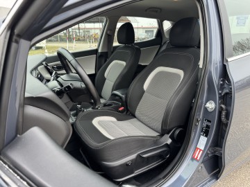 Kia Ceed 1.6 BENZYNA Klimatronik Nawigacja Kamera Ledy