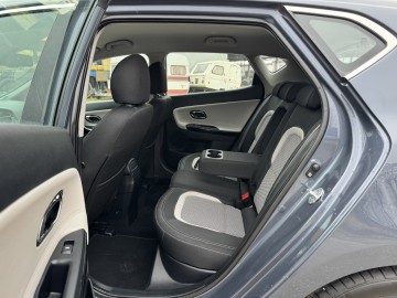 Kia Ceed 1.6 BENZYNA Klimatronik Nawigacja Kamera Ledy