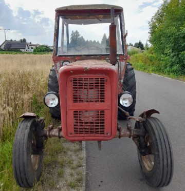 Sprzedam ciągnik c-360 z dokumentami