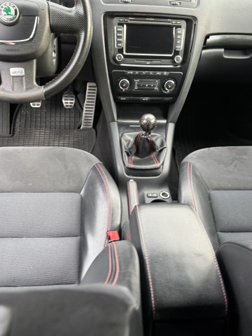 Skoda Octavia VRS 2.0 TDI Trzeci Właściciel Historia Serwis