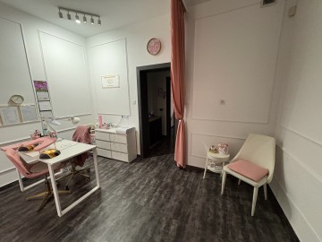 Wynajmę lokal na gabinet kosmetyczny