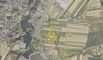 Sprzedam dużą działkę z WZ na 2 budynki mieszkalne