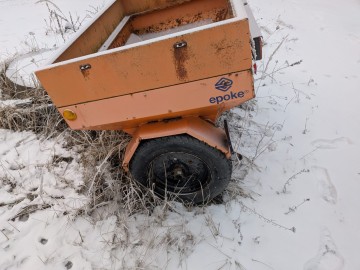 Przyczepka piaskarka