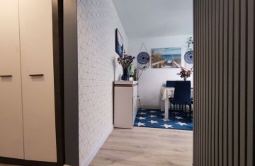 3 pok. mieszkanie, I piętro, po generalnym remoncie, umeblow ...