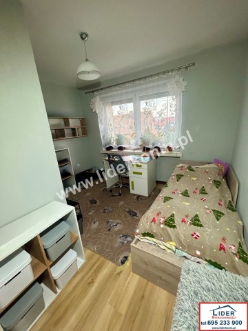 Sprzedam bezczynszowe mieszkanie z ogrodem i garażem-Konin