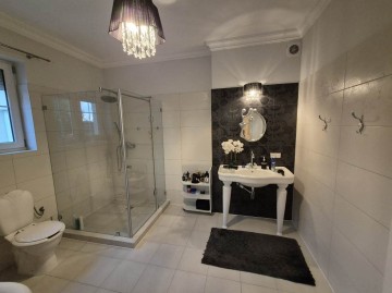 Nowoczesny, parterowy dom w spokojnej okolicy -os. Pawł&oacute;wek