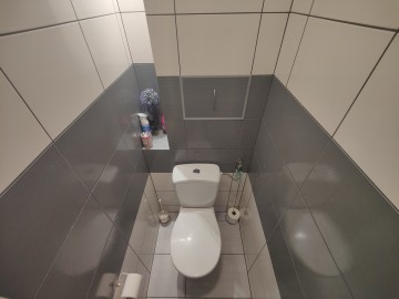 Sprzedam 2 pokojowe, rozkładowe mieszkanie z balkonem-os. V