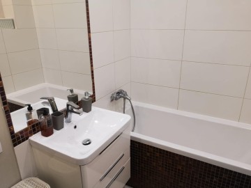 Do wynajęcia 2-pokojowe mieszkanie (wolne od lutego)