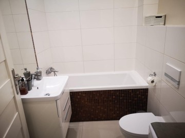 Do wynajęcia 2-pokojowe mieszkanie (wolne od lutego)