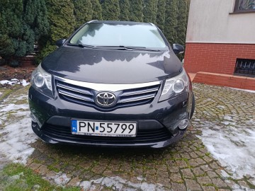 SPRZEDAM OSZCZĘDNĄ I NIEZAWODNĄ TOYOTĘ AVENSIS 2,0 D4D