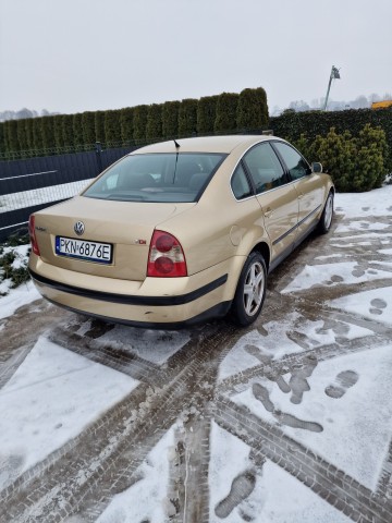 sprzedam passata B5 1,9