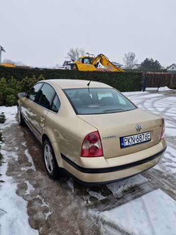 sprzedam passata B5 1,9