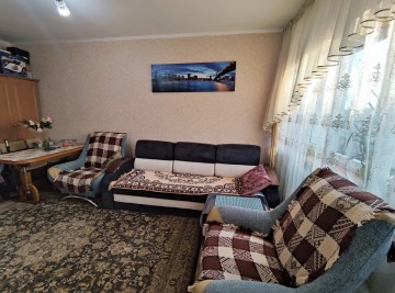 Sprzedam mieszkanie 2 pok., niski blok, 3 piętro-os. V