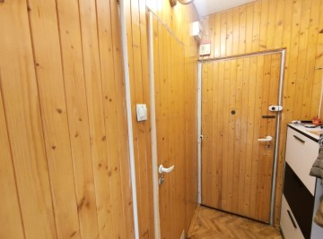 Sprzedam mieszkanie 2 pok., niski blok, 3 piętro-os. V