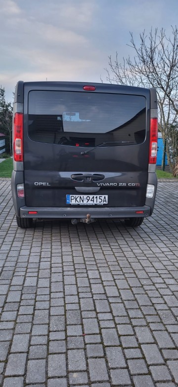 Opel Vivaro,