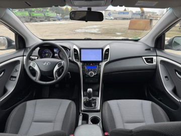 Hyundai i30 1.4 BENZYNA Klimatronik Nawigacja Kamera Ledy