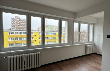 3 pok. mieszkanie po gruntownym remoncie, niski blok -V osie ...