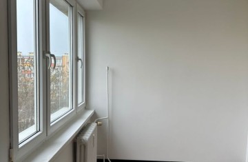 3 pok. mieszkanie po gruntownym remoncie, niski blok -V osie ...